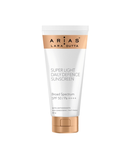 

Arias By Lara Dutta Superlight Daily Defence Sunscreen - Broad Spectrum Spf 50, White