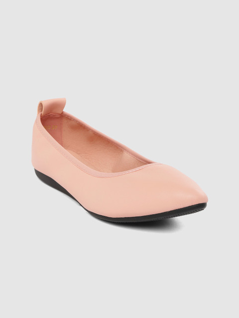 

Tresmode Women Peach-Coloured Solid Ballerinas