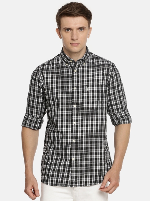 

U.S. Polo Assn. Men Black & White Tailored Fit Checked Casual Shirt