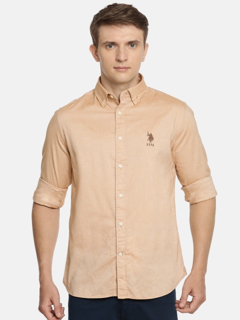 

U.S. Polo Assn. Men Beige Tailored Fit Solid Casual Shirt