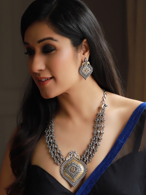 

Rubans Women Silver-Plated Gold-Toned Embellished Oxidised Jewellery Set