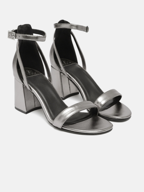 

her by invictus Women Gunmetal-Toned Cushioned Solid Sandals, Metallic
