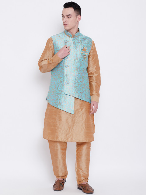 

SG LEMAN Men Beige & Blue Self Design Kurta with Trousers & Nehru Jacket