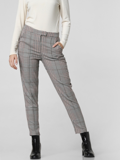 

Vero Moda Women Grey & Brown Regular Fit Checked Cigarette Trousers