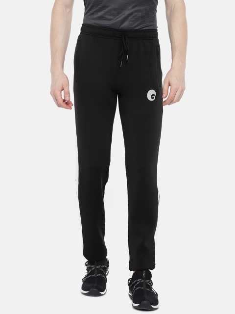 

Omtex Men Black Solid Slim Fit Rapid Dry Track pants