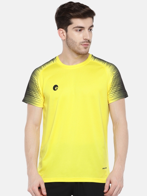 

Omtex Men Yellow & Black Solid Round Neck T-shirt