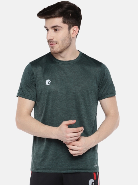 

Omtex Men Green Solid Round Neck T-shirt