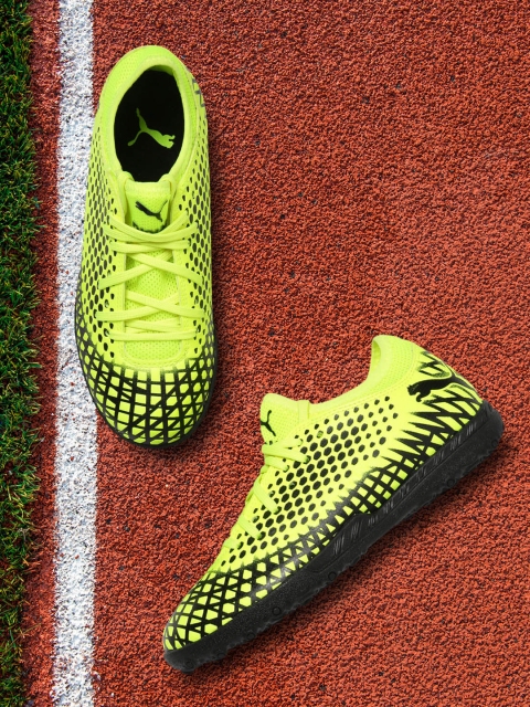 

Puma Boys Yellow & Black FUTURE 4.4 TT Jr Football Shoes