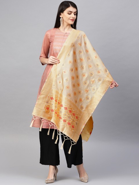 

SUTRAM Women Cream-Coloured & Golden Zari Woven Design Banarasi Dupatta