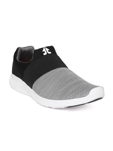 

OFF LIMITS Men Grey & Black Colourblocked Walking Shoes