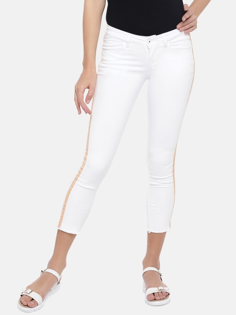 

Deal Jeans Women White Slim Fit Mid-Rise Clean Look Stretchable Cropped Jeans