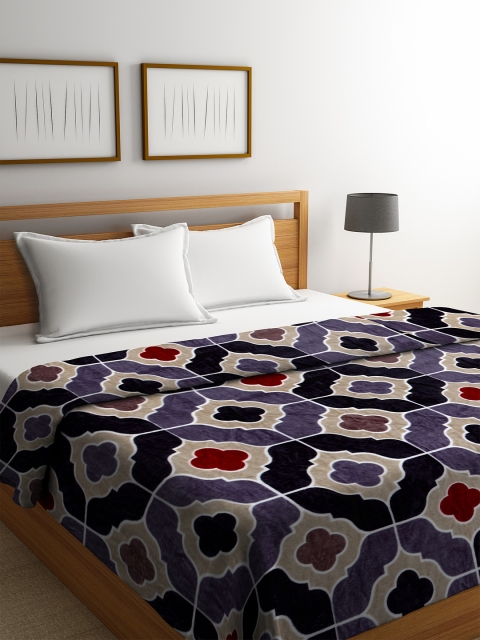 

Portico New York Navy Blue & Beige Floral AC Room 210 GSM Double Bed Blanket