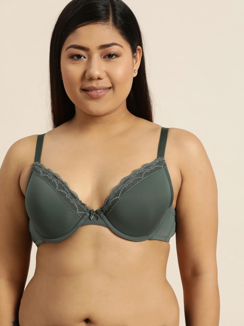 

Sztori Plus Size Green Solid Underwired Lightly Padded Everyday Bra SU192PKFBRA08