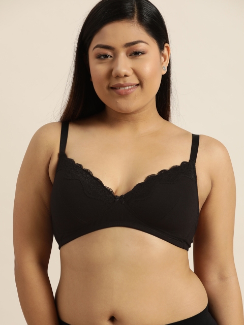 

Sztori Plus Size Black Solid Non-Wired Lightly Padded Everyday Bra N00STNPD2PK/TN4040