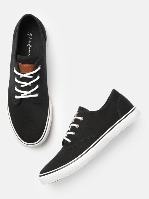 

Mast & Harbour Men Black Solid Sneakers