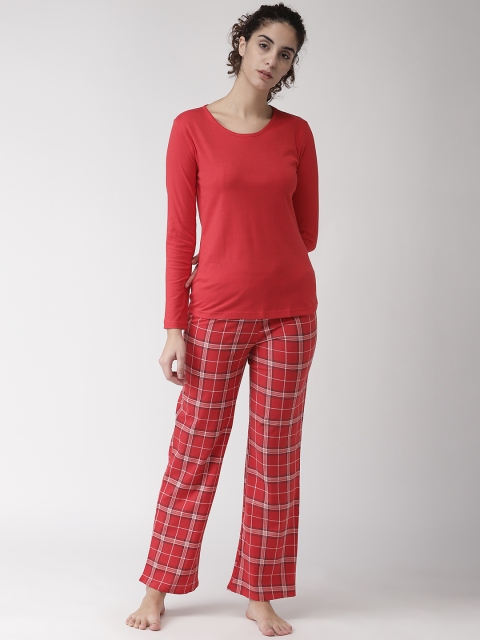 

Marks & Spencer Women Red Solid Night Suit