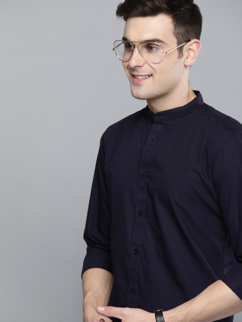 

Mast & Harbour Men Purple Regular Fit Solid Casual Shirt