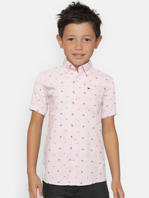 

Tommy Hilfiger Boys Pink Regular Fit Self Design Casual Shirt