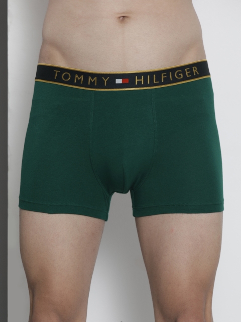 

Tommy Hilfiger Men Green Solid Trunks A9AB4170