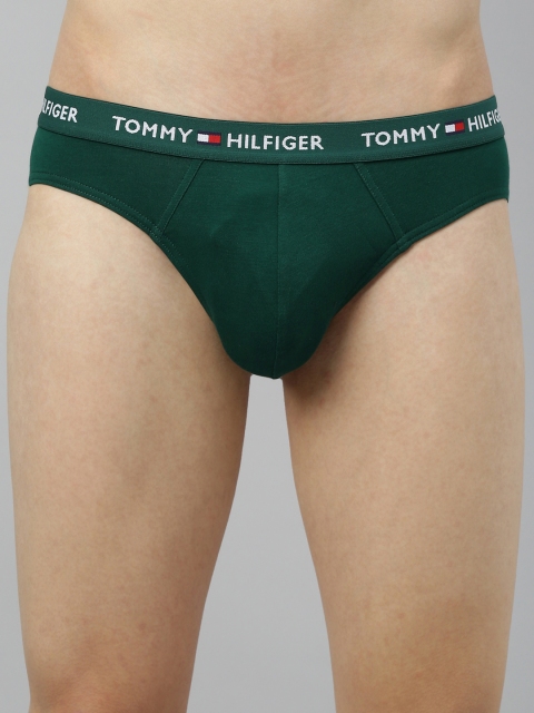 

Tommy Hilfiger Men Green Solid Briefs A9AB1139