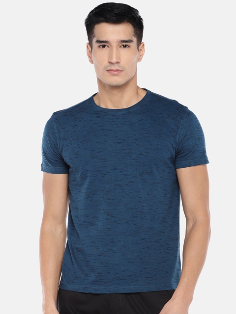 

Globus Men Blue Solid Round Neck T-shirt