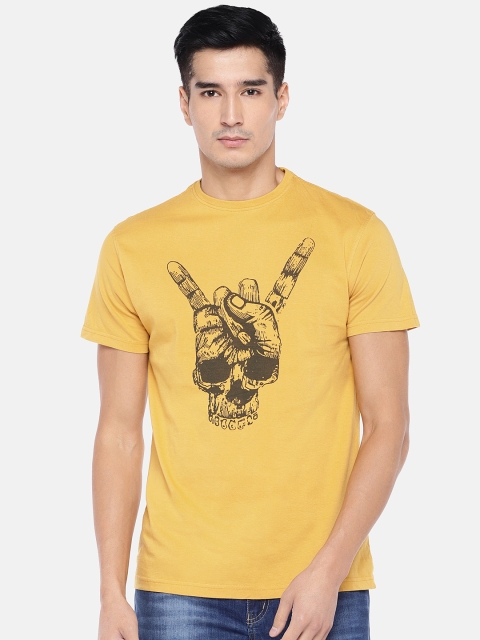 

Globus Men Mustard Yellow & Brown Printed Round Neck T-shirt