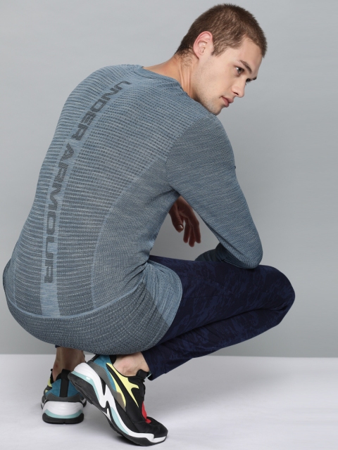 

UNDER ARMOUR Men Blue Self-Design Vanish Seamless T-shirt