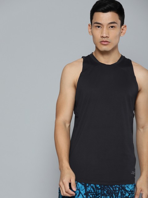 

UNDER ARMOUR Men Black Curry Elevated Basketball Solid T-Shirt