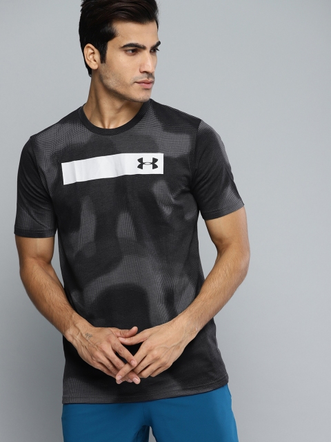 

UNDER ARMOUR Men Grey Printed Bar T-Shirt