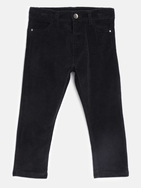 

Aomi Boys Black Regular Fit Solid Regular Trousers