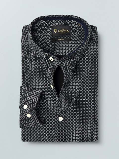 

INVICTUS Men Black Slim Fit Printed Formal Knitted Shirt