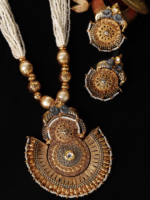 

Rubans Women Gold-Plated & White Embellished Jewellery Set