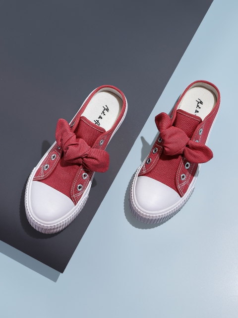 

Mast & Harbour Women Pink Slip-On Sneakers