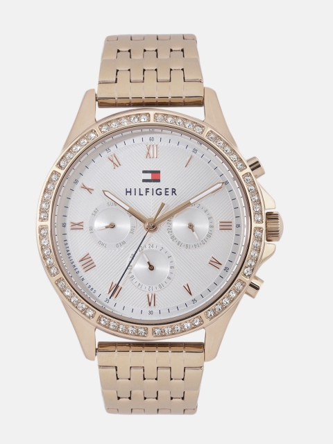 

Tommy Hilfiger Women Silver-Toned Analogue Watch TH1782143