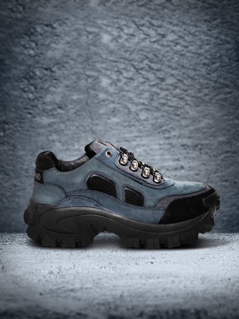 

Woodland Men Navy Blue Solid Nubuck Trekking Shoes