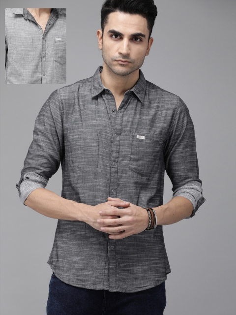 

The Roadster Lifestyle Co Men Grey Regular Fit Solid Casual Reversible Shirt