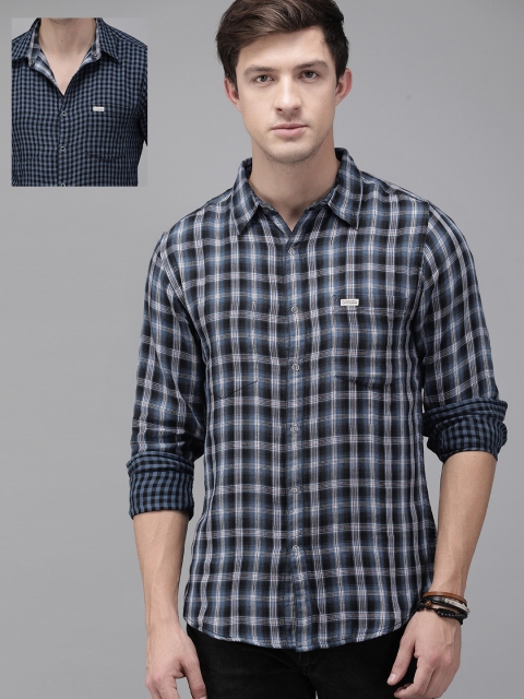 

The Roadster Lifestyle Co Men Black & Blue Regular Fit Checked Casual Reversible Shirt