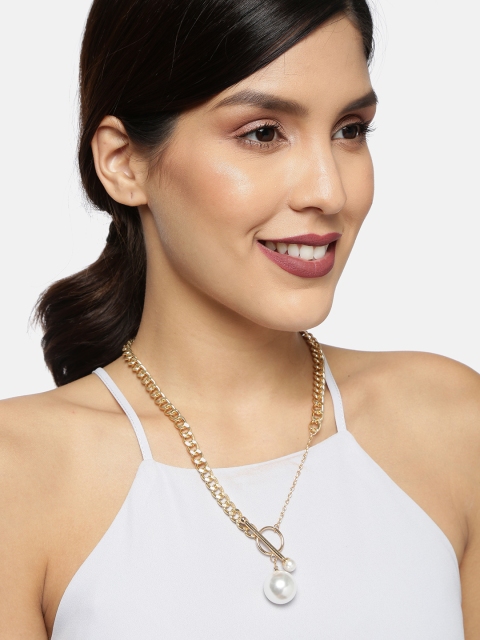 

Ayesha Gold-Plated Pearl Necklace