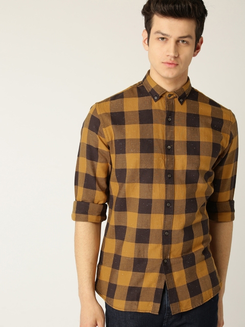 

MANGO MAN Men Mustard Yellow & Charcoal Grey Regular Fit Checked Casual Shirt