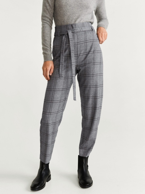 

MANGO Women Grey Melange & Black Regular Fit Checked Cropped Trousers