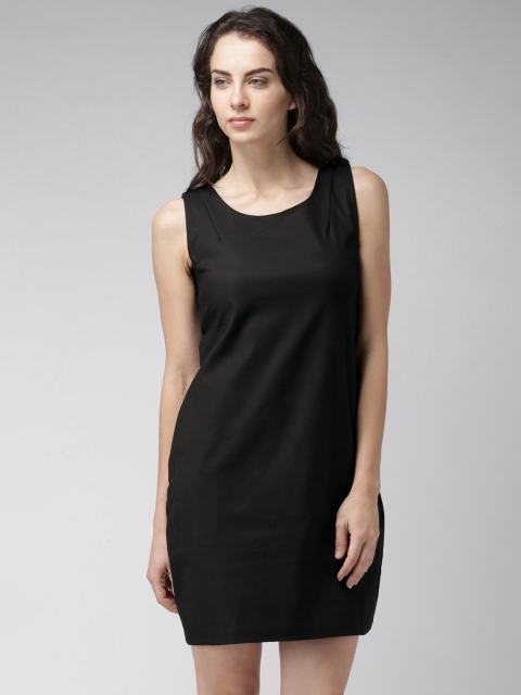 

Mast & Harbour Black Shift Dress