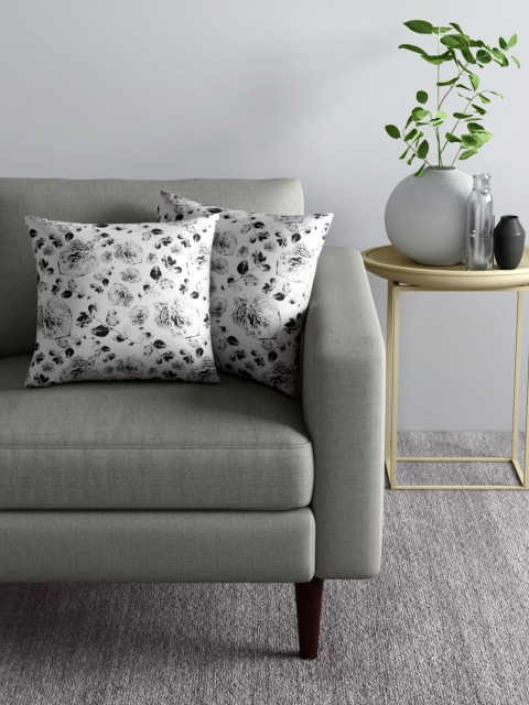 

Aura White & Black Set of 2 Floral Square Cushion Covers