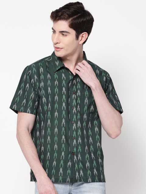 

Fabindia Men Green & Grey Ikat Print Casual Shirt