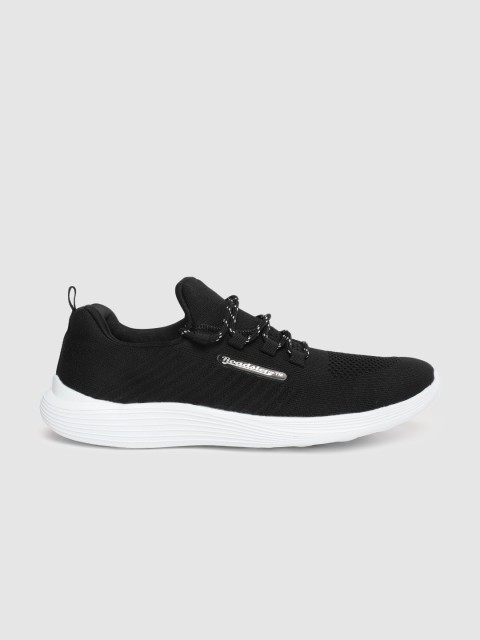 

Roadster Men Black Sneakers