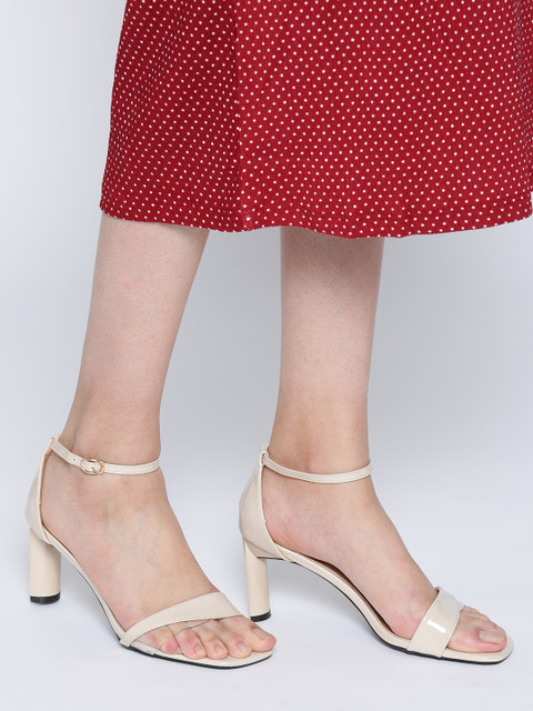 

20Dresses Women Cream-Coloured Solid Block Heels