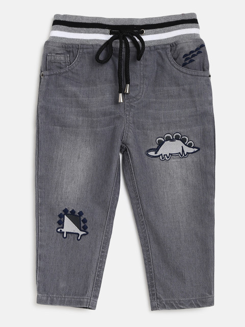 

Nauti Nati Boys Grey Washed Regular Fit Mid-Rise Clean Look Jeans with Emboidered Detail