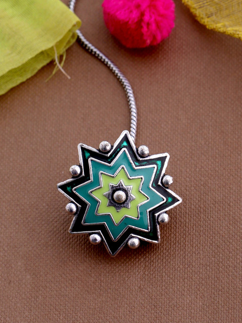 

Studio Voylla Women Silver-Plated & Green Oxidized Enameled Maang Tikka