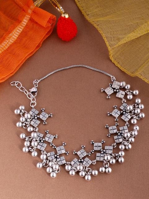 

Studio Voylla Women Silver-Plated Oxidised Ghungroo Anklet