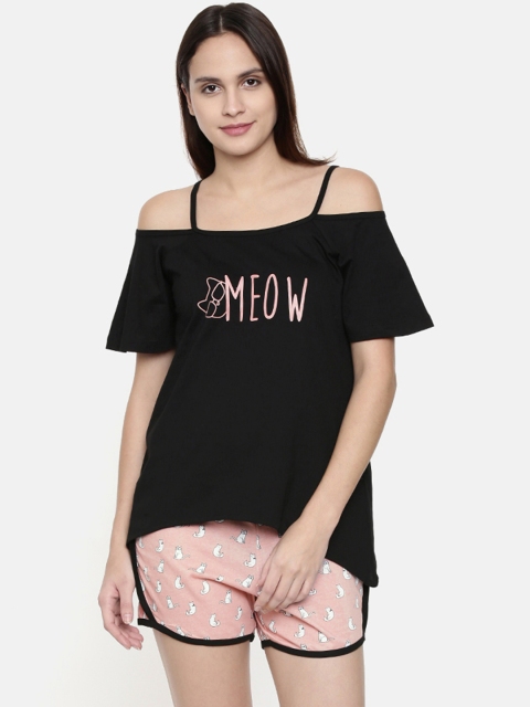 

Clt.s Women Black & Peach-Coloured Printed Night suit