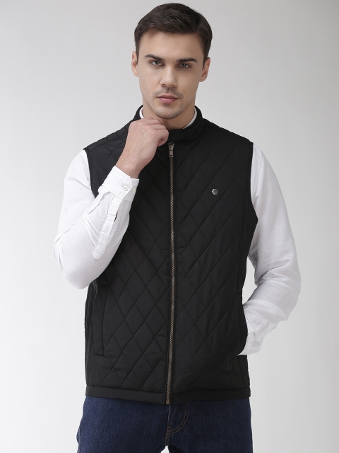 

Fort Collins Men Black Solid Quilted Jacket